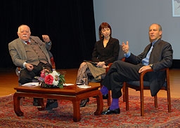 L to R: Oleg Grabar, Melissa Chiu, and Glenn D. Lowry. (Elsa Ruiz/Asia Society)