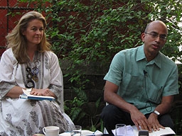 Fiona Caulfield (L) and Rahul Jacob in a panel discussion in the garden next to Good Earth’s new store in Colaba. (Asia Society India Centre)
