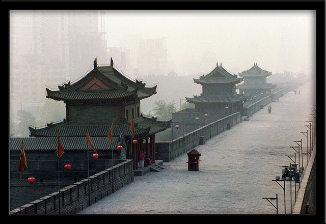 An overcast day over the old and new China. (**Maurice**/Flickr)