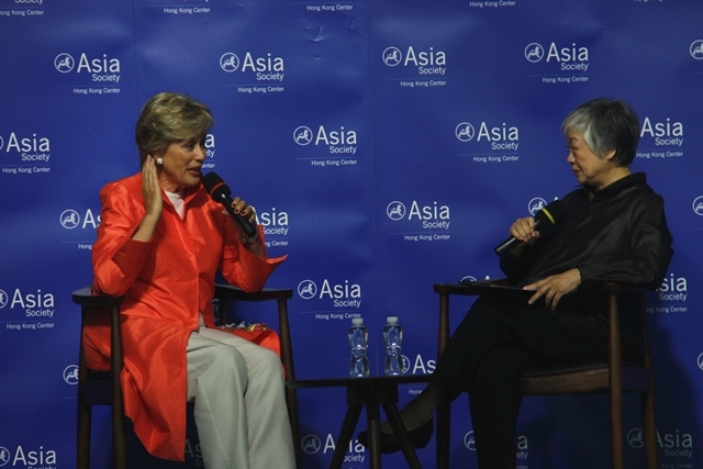 Dame Kiri Te Kanawa and Tiso Ho during a morning conversation at Asia Society Hong Kong Center on October 25, 2014. (Asia Society Hong Kong Center)
