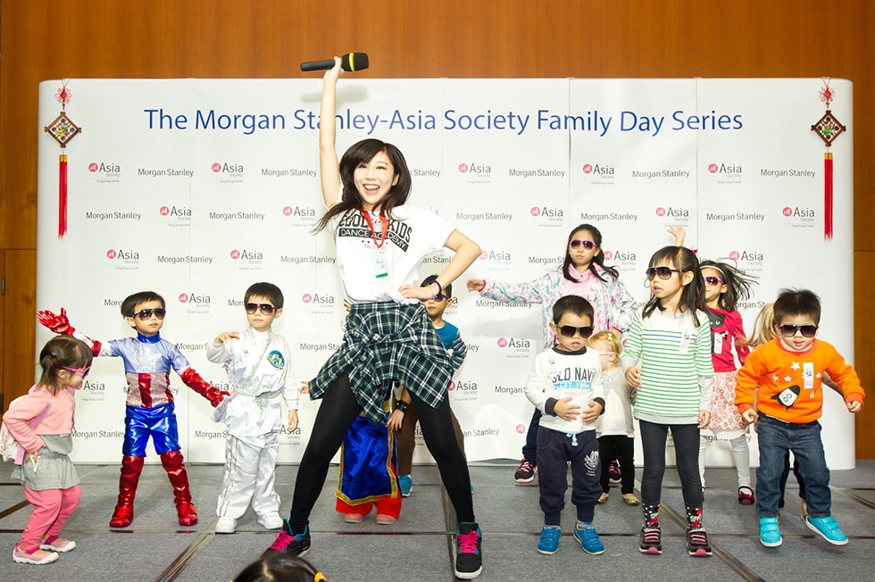 Kids learn K-pop dancing at Asia Society Hong Kong