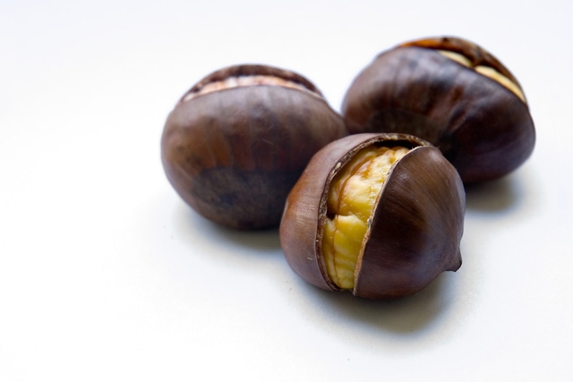 Chestnuts (Photo by *MarS/flickr)