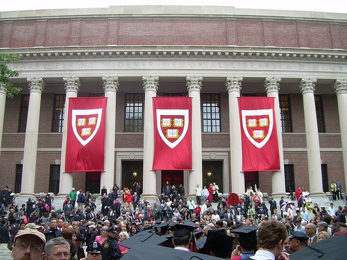 A commencement ceremony in 2008 at Harvard University. (Flickr/ilamont.com)