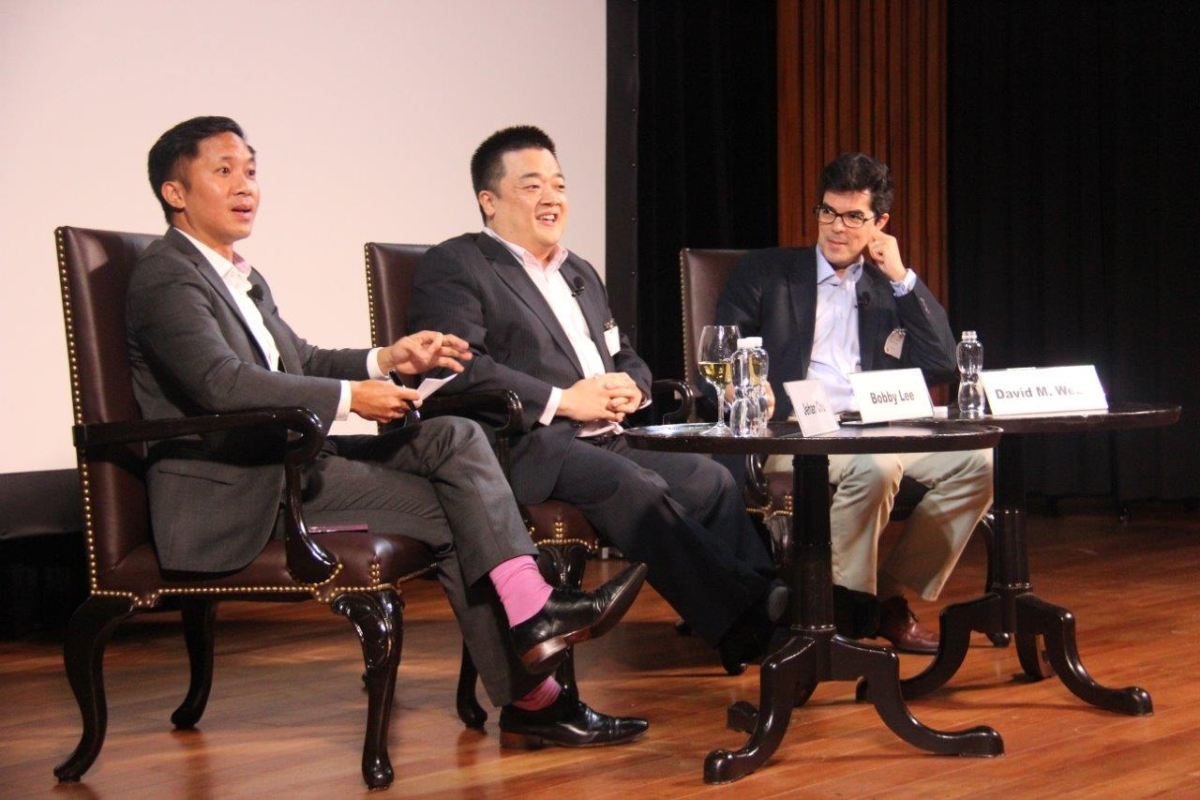 L to R: Jehan Chu; Bobby Lee; David M. Webb in the evening discussion on June 23, 2014. (Asia Society Hong Kong Center)