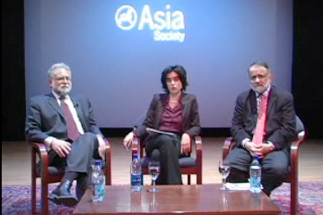 L to R: Ahmed Rashid, Nermeen Shaikh, and Barnett Rubin at Asia Society New York on December 14, 2007. 