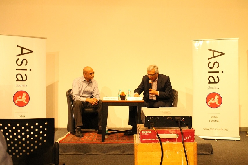 Brahma Chellaney (L) and Kanwal Sibal (R) in Mumbai on April 25, 2014. (Asia Society India Centre)