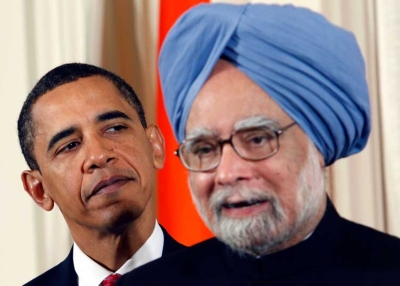 Indian Prime Minister Manmohan Singh (R) with President Obama at a state arrival ceremony in the East Room of the White House on Nov. 24, 2009 in Washington, DC.  (Alex Wong/Getty Images)