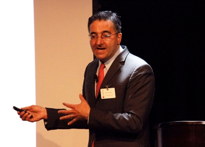 Professor Robert Klitzman illustrated the dilemma in genetic crossing in an evening lecture on January 8, 2015 at Asia Society Hong Kong Center.