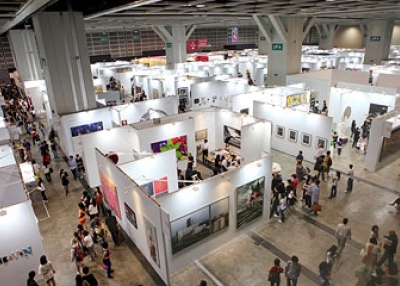 A view of the ART HK exhibition hall.