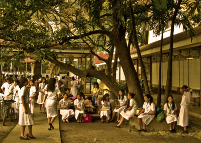 Students in the Philippines. (Ernesto Guillermo/Flickr)