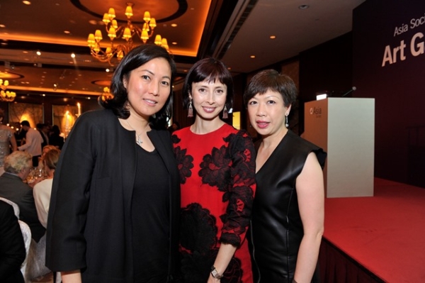 (L to R) Patti Wong, Melissa Chiu, Wendy Lee at Asia Society’s second annual Art Gala on May 12, 2014. (Asia Society Hong Kong Center)
