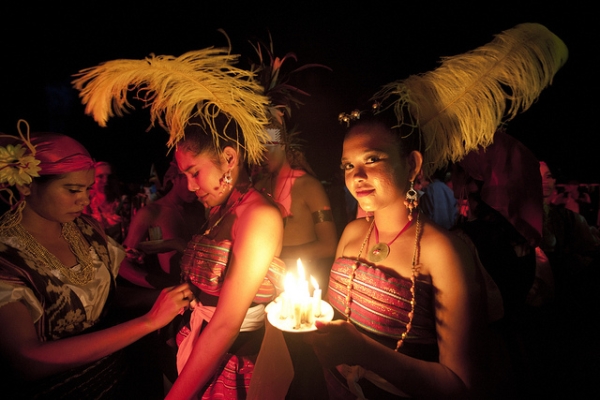 May 19, 2012: Nighttime festivities in the Timorese capital, Dili, as the country prepares to inaugurate a new President, Taur Matan Ruak, and also celebrates the 10th anniversary of its restoration of independence. (Martine Perret/United Nations Photo/Flickr)