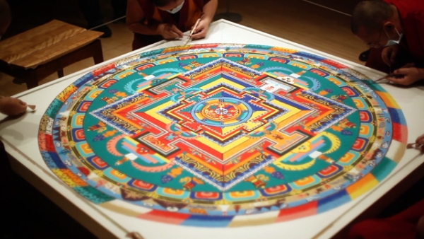 The sand mandala constructed by Tibetan Buddhist monks at Asia Society Museum over five days in February 2014. (Tahiat Mahboob/Asia Society)