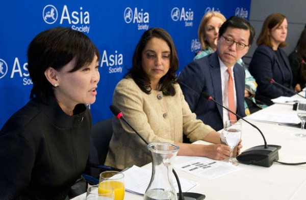 L to R: Akie Abe, Sheena Iyengar, Young Joon Kim, Josette Sheeran, and Terri McCullough at Asia Society New York on Sept. 26, 2014. (Elena Olivo/Asia Society)