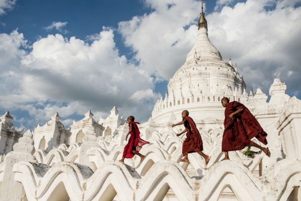 Young Buddhist novices play in Hsinbyume Pagoda, Myanmar. Photograph by Sergio Carbajo Rodriguez. (Smithsonian.com)