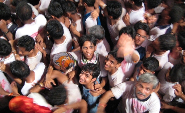 Caught in the rush in Mumbai. (Angeline Thangaperakasam and Michael Newbill/Asia Society India Centre)