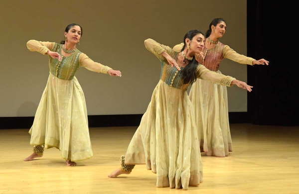 Diwali 2017 Dancers