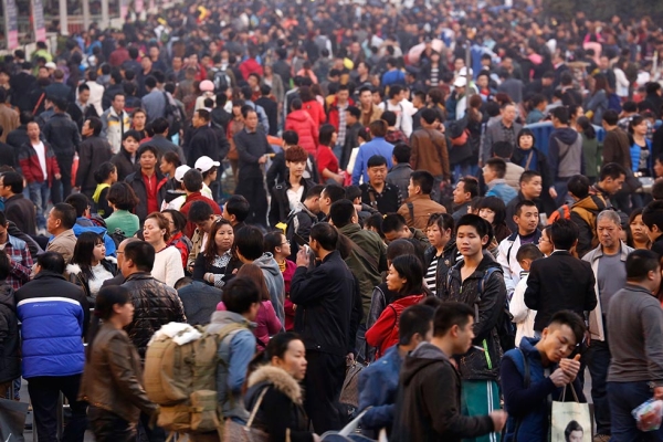 A railway station is packed with passengers on January 28, 2014 in Guangzhou, China. (Theodore Kaye/Getty Images)