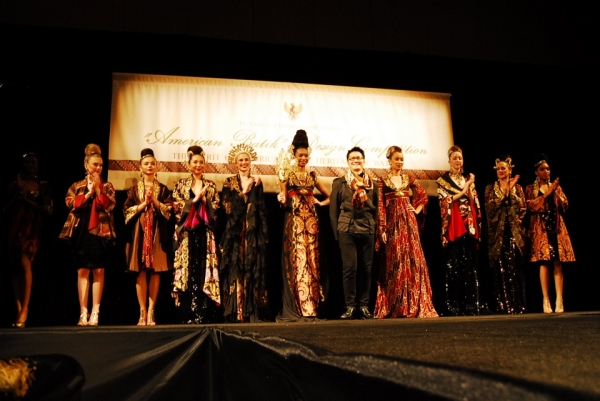 A fashion show showcasing the work of Indonesian designer Denny Wirawan (C) was the centerpiece of the the American Batik Design Competition launch at the Washington Marriott Wardman Park Hotel on April 8, 2011.