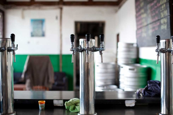 Taps at Doujiao Hutong #6. (Great Leap Brewing)