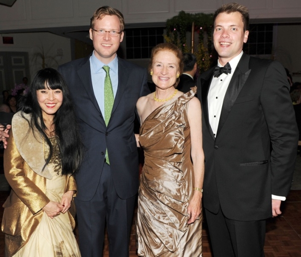 L to R: Gemma Kahng, Asia Society Trustee Charles Rockefeller, Asia Society Trustee Henrietta Holsman Fore, and Richard Fore. (Billy Farrell)
