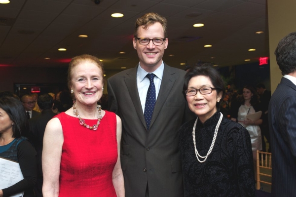 L to R: Henrietta Fore, Charles Rockefeller, and Chan Heng Chee. (Ann Billingsley/Asia Society)
