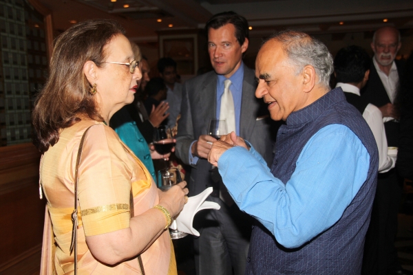 Pheroza Godrej, art historian and environmentalist (L), and Gurcharan Das, author of "The Difficulty of Being Good" (R). (Asia Society India Centre)