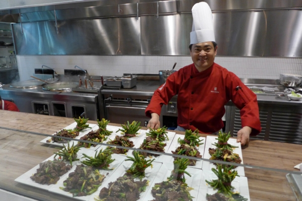 Chef Wu plating the Cumin Kobe Beef (Asia Society) 