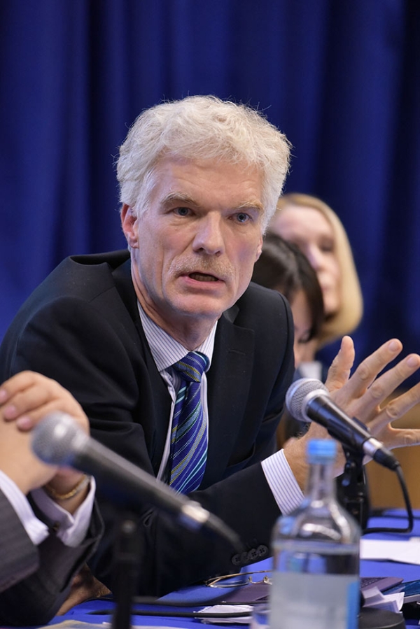 Andreas Schleicher, OECD, at the public forum, "21st Century Skills in a Global Context," on November 1, 2016. (Philip Meech/Asia Society)