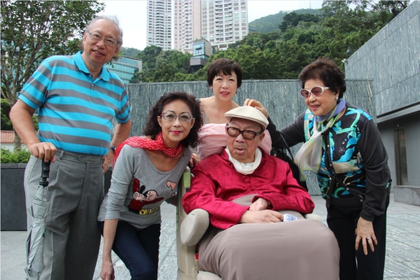 Mr. Thomas Liang, Mrs. Annie Liang, Ms. Wendy Lee, Dr. Lee Quo-Wei, and Mrs. Helen Lee at the new home of Asia Society Hong Kong Center on June 23, 2012.