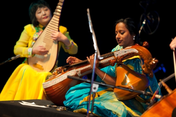 The Tiger Ball&apos;s musical entertainment included &lt;i&gt;pipa&lt;/i&gt; player Gao Hong&apos;s trio, consisting of Hong (L), Nirmala Rajasekar (C) on &lt;i&gt;veena&lt;/i&gt; and vocals, and cellist Michelle Kinney (R). (Jeff Fantich Photography)