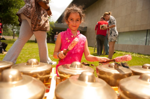 Space City Gamelan invites visitors to drum along with them to Javanese music (Jeff Fantich).