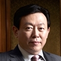 Headshot  Shin Dong-Bin